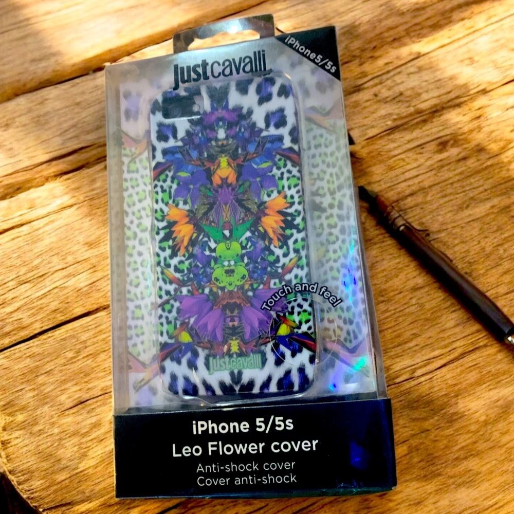 BRAND NEW Just Cavalli Leo Flower iPhone 5/5s Cover - Purple & Green